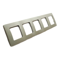 Декоративна рамка за 5 модула Legrand Niloé, сивокафява