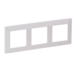 Декоративна тройна рамка Legrand Valena Life, бял