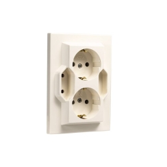 Четворен контакт шуко Atra Каре 4, бежов/крем