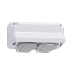 Контакт двоен, наклонен Atra, IP44