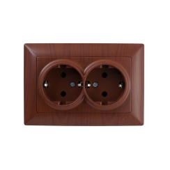 Двоен шуко контакт Gunsan Visage, орех
